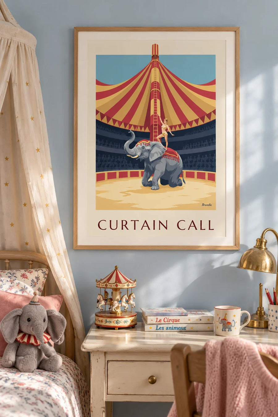 Affiche éléphant agenouillé et acrobate sous le grand chapiteau : encadrée au mur