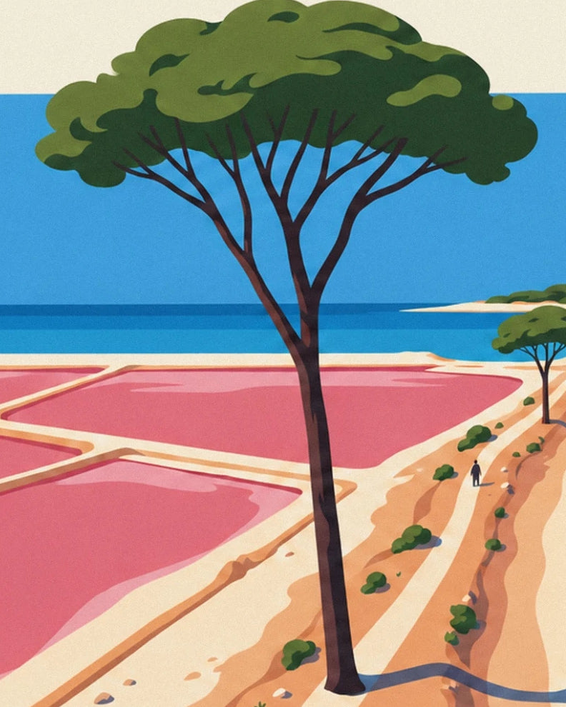 Een hoge den met een slanke stam tussen de roze zoutpannen en de blauwe zee