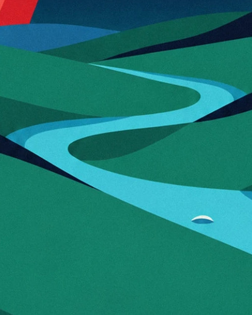 Une rivière turquoise serpentant entre les collines vertes aux ombres bleu nuit