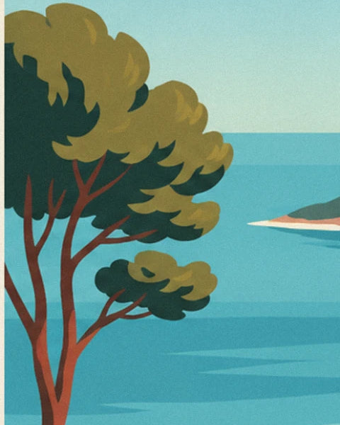 Un pin parasol aux branches rouges qui se découpe sur la mer turquoise