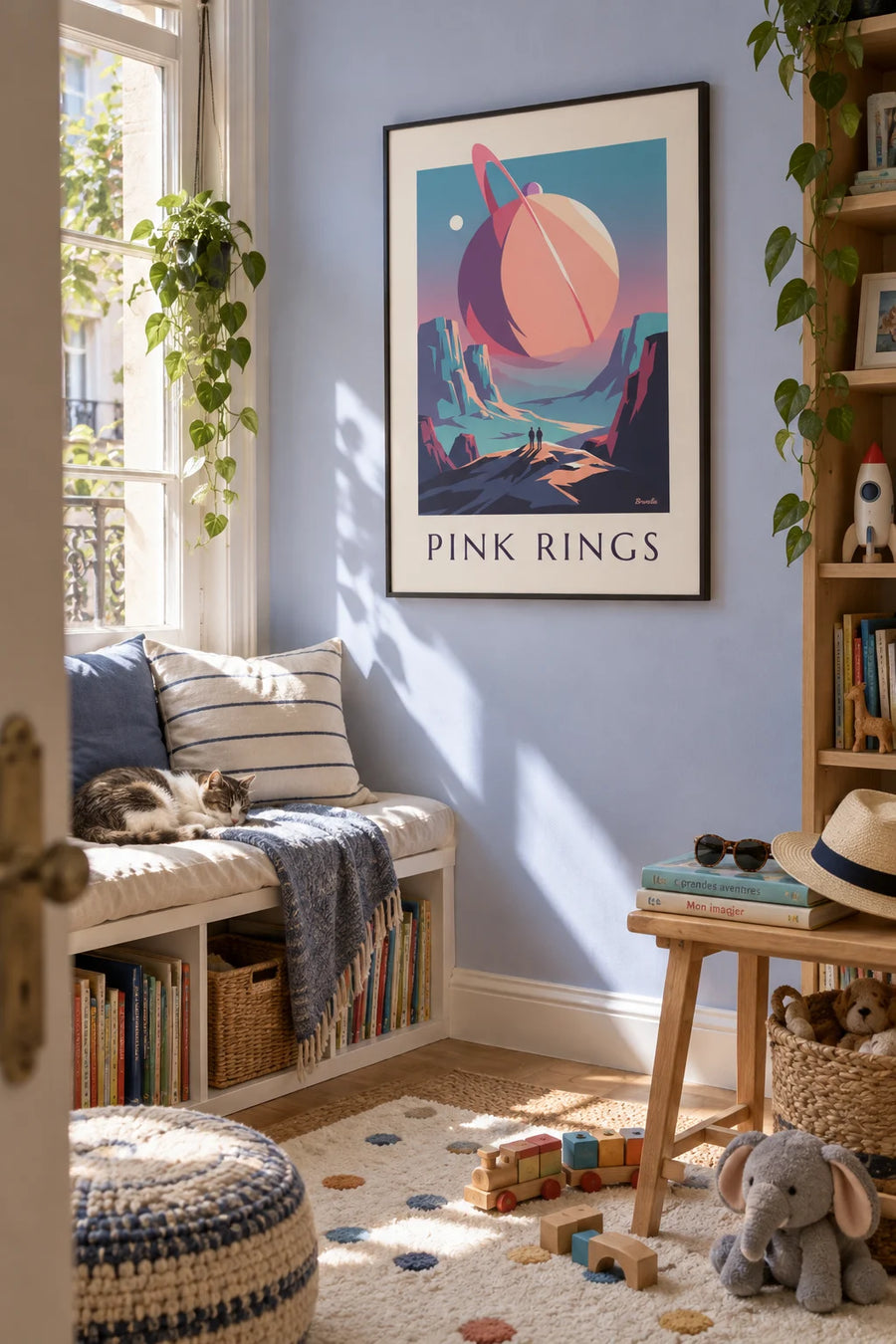 Affiche planète aux anneaux roses sur un paysage extraterrestre : encadrée au mur