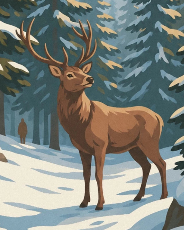 Der braune Hirsch mit großem Geweih zwischen den schneebedeckten Tannen