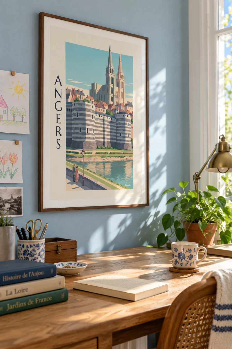 Affiche château d'Angers et cathédrale au bord de la Maine : encadrée au mur