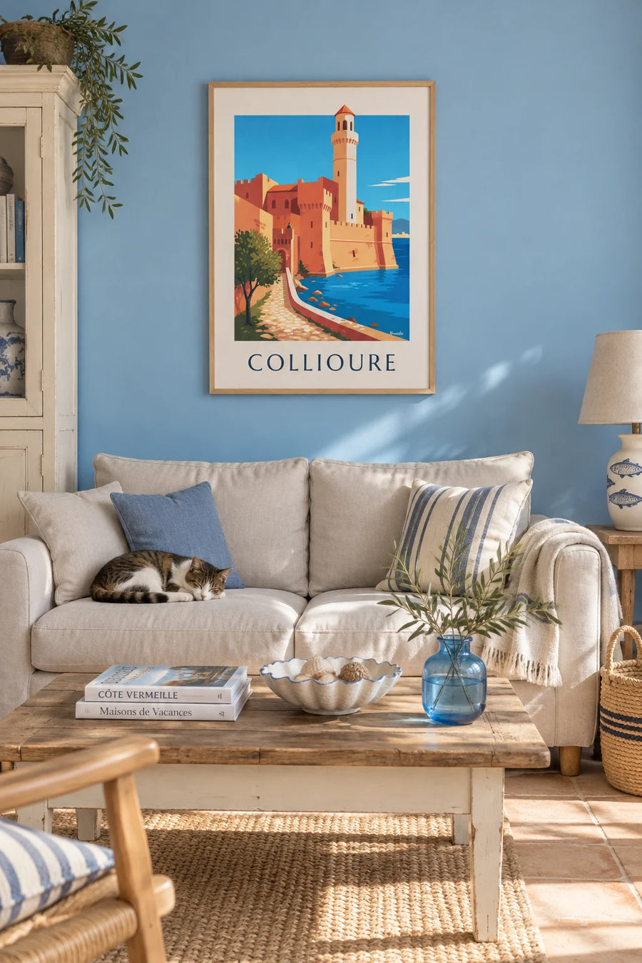 Affiche château royal et clocher de Collioure au bord de la baie : encadrée au mur