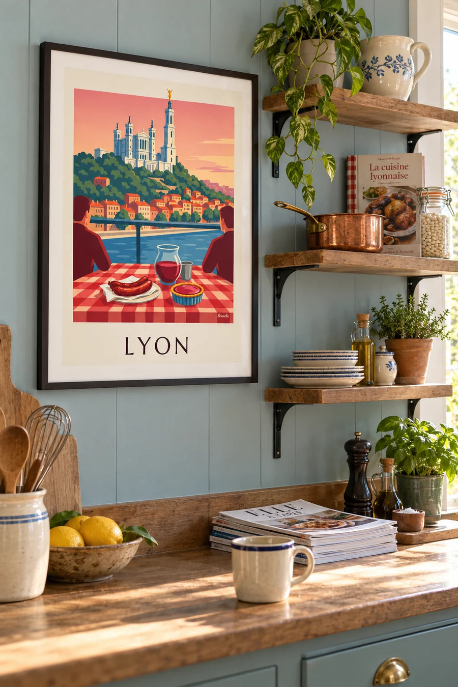 Poster Lyoner Bouchon mit Blick auf die Saône und Fourvière: gerahmt an der Wand